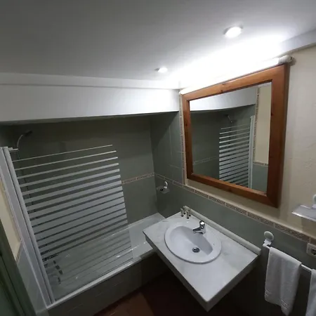 Plaza Andalucia Edificio Dornajo 2-4 Pax Apartment *